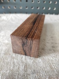 Орех комель высший сорт, 135х42х35